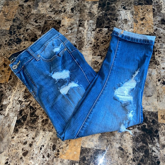 torrid Denim - Torrid Bombshell Distressed Crop Jean
